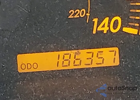 2005 Toyota Camry Se z USA, uszkodzony, nr VIN 4T1BE32KX5U433623